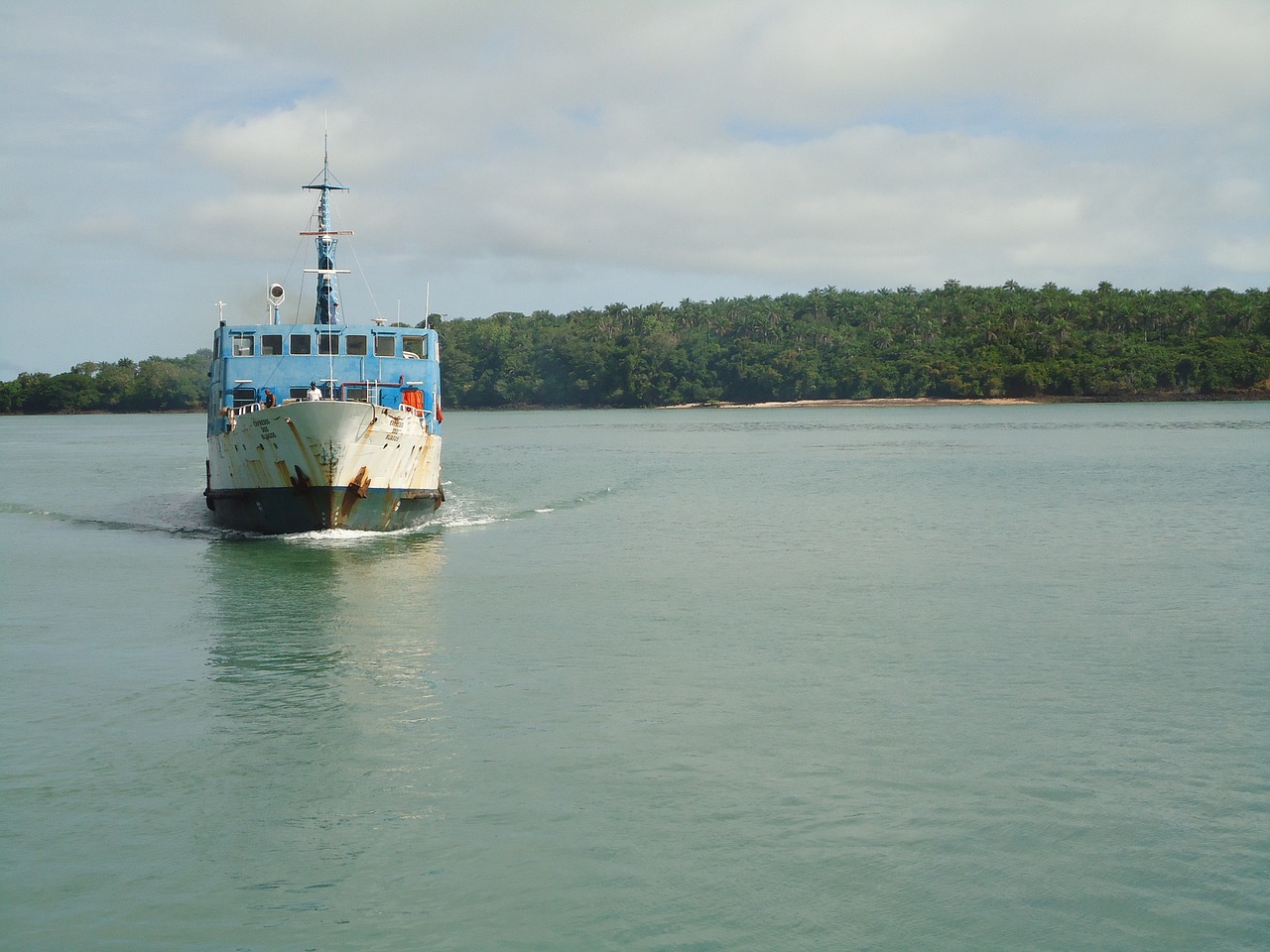 boat island mar free photo