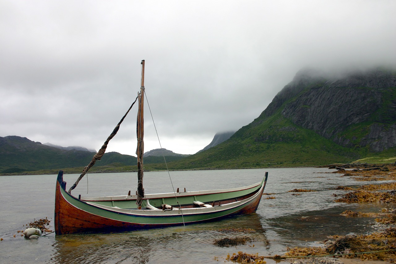 boat summer fog free photo