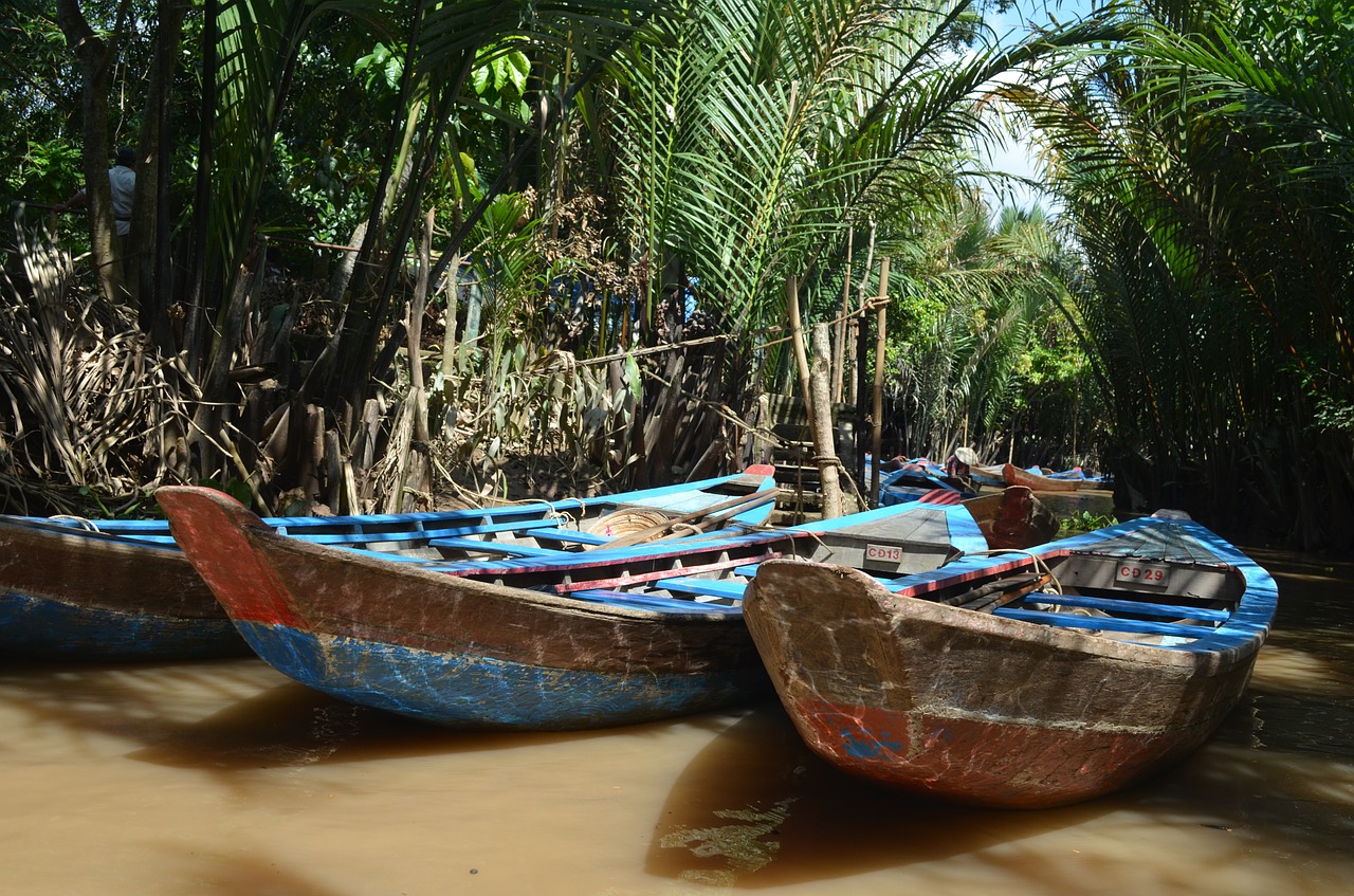 boat sampan travel free photo