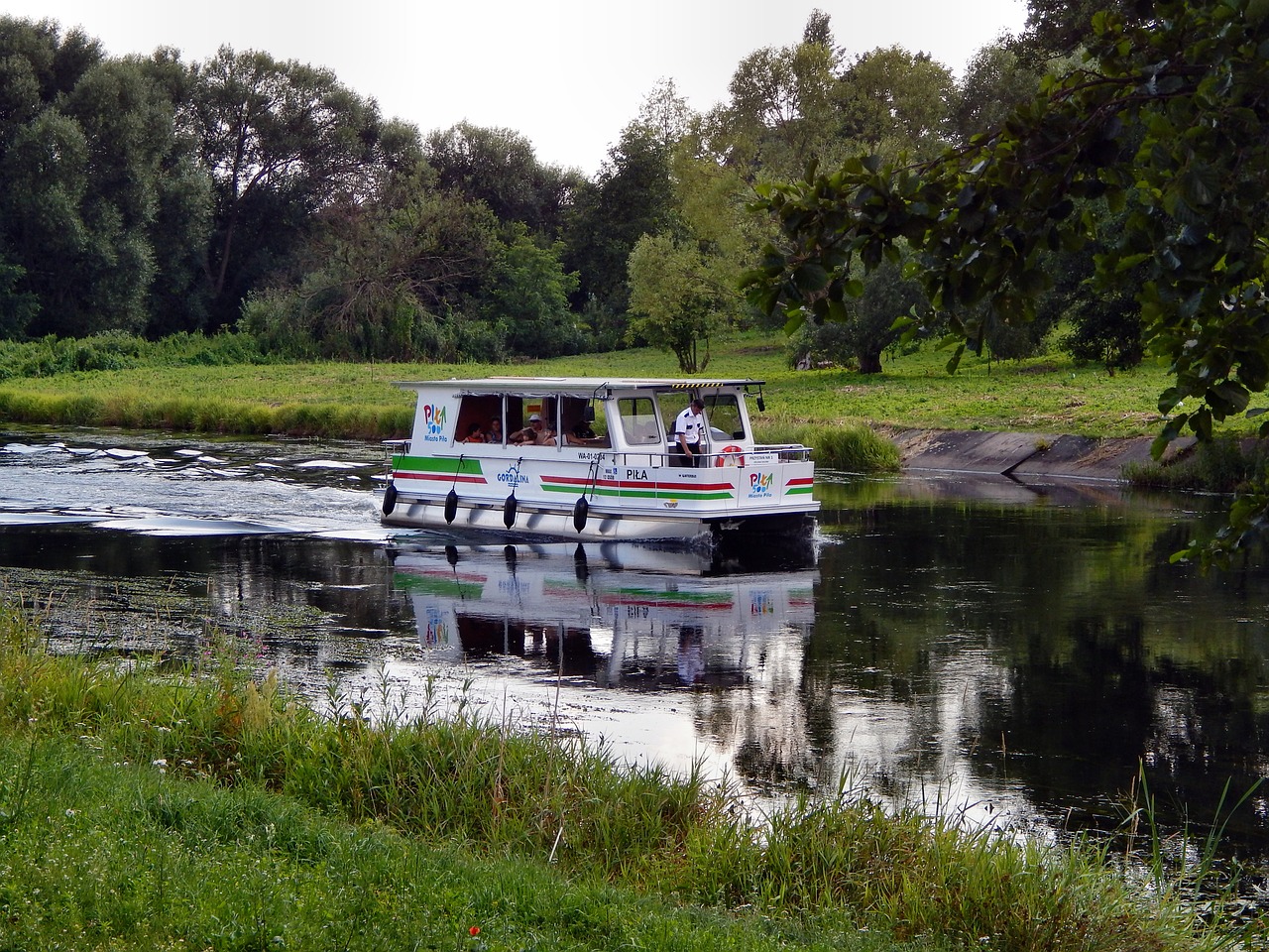 boat travel water free photo