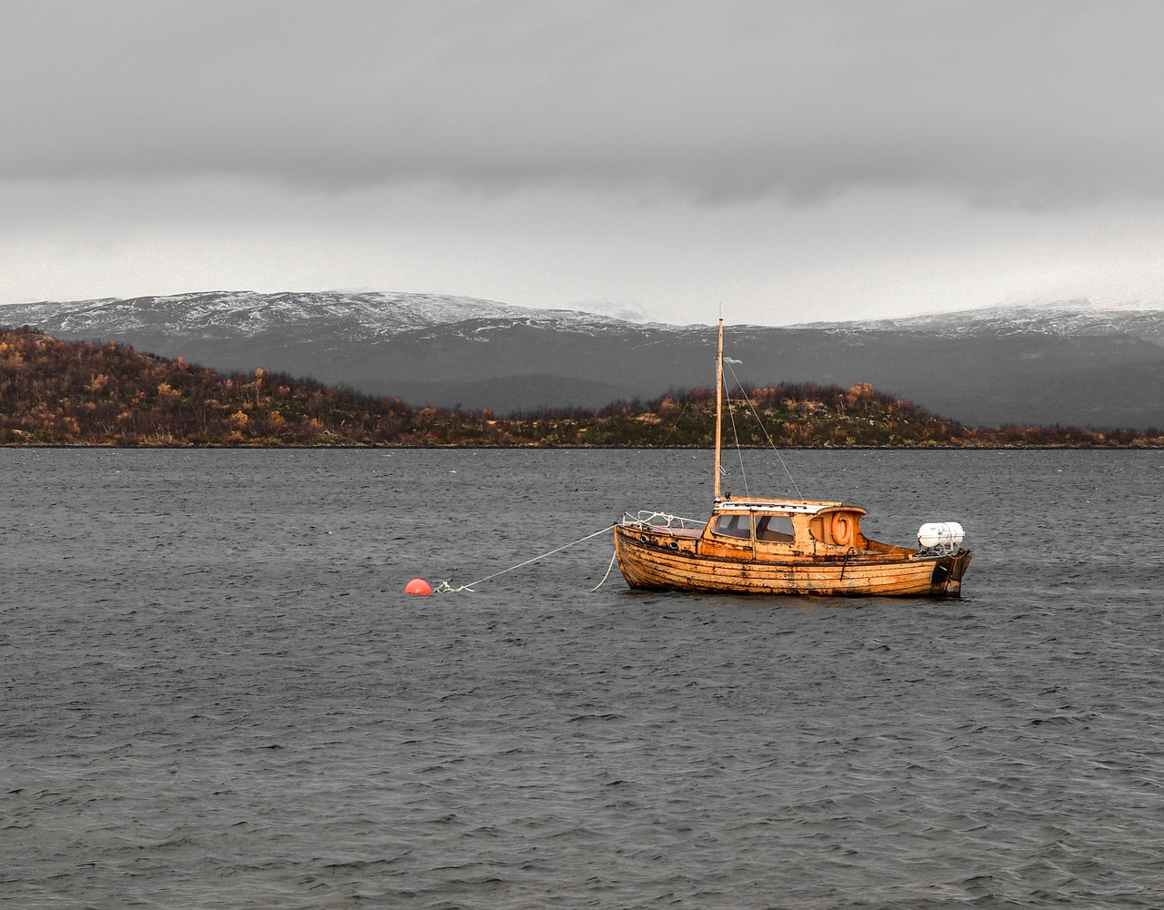 boat lake lapland free photo