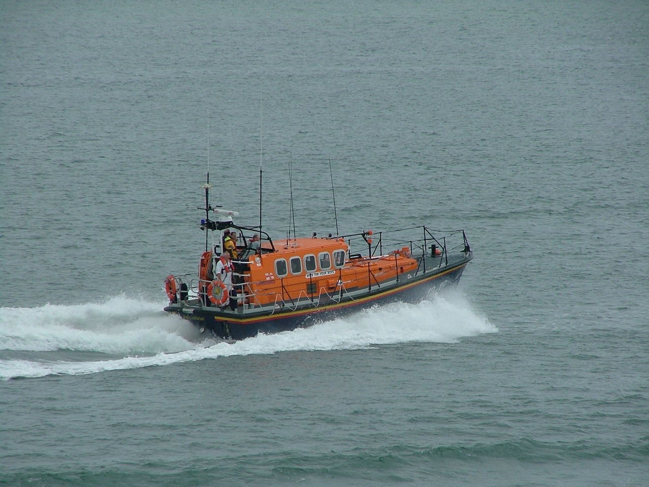 boat lifeboat sea free photo