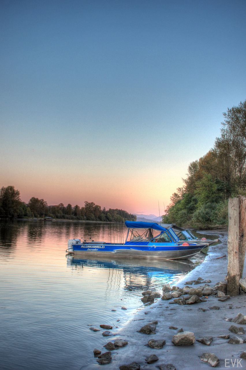 boat fraser river free photo