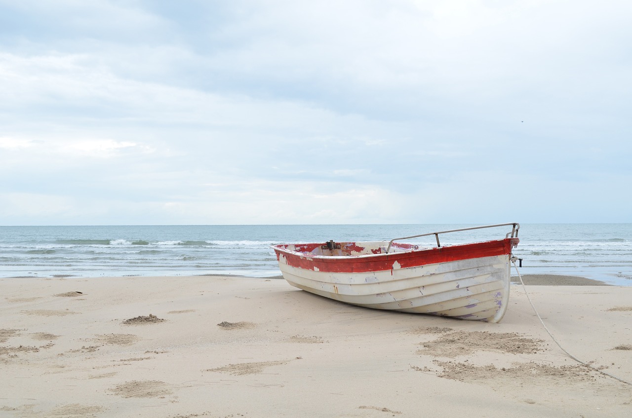 boat beach sea free photo