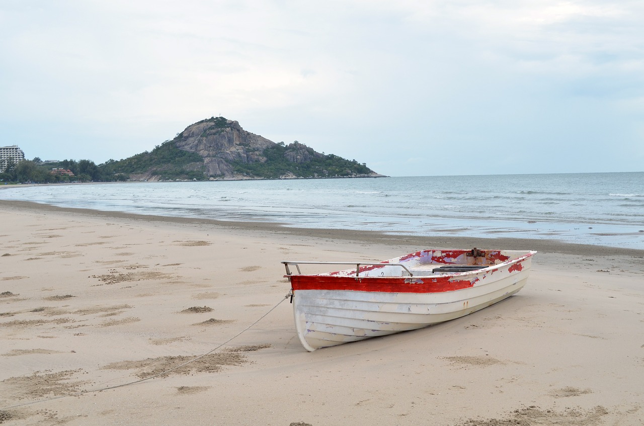 boat beach sea free photo