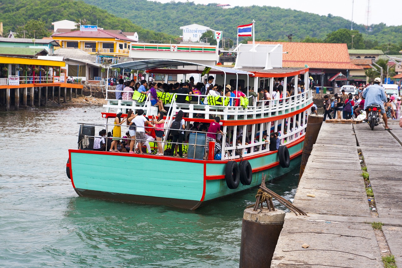 boat beach travel free photo