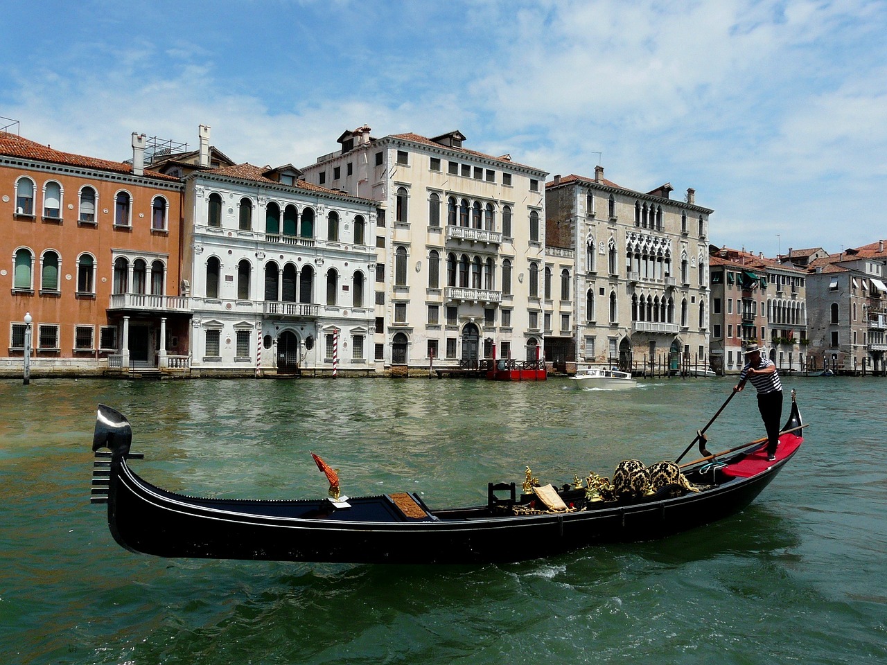 boat gondola grand-canal free photo