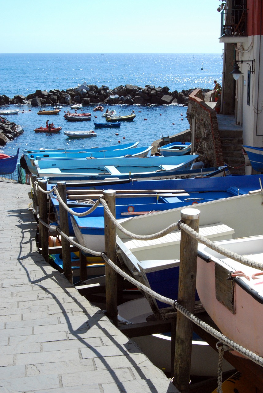 boat porto cinque terre free photo