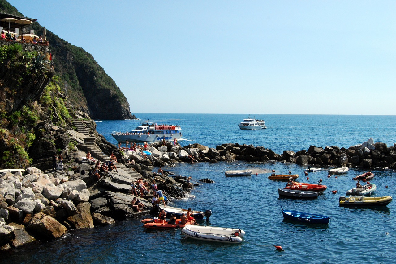 boat porto cinque terre free photo