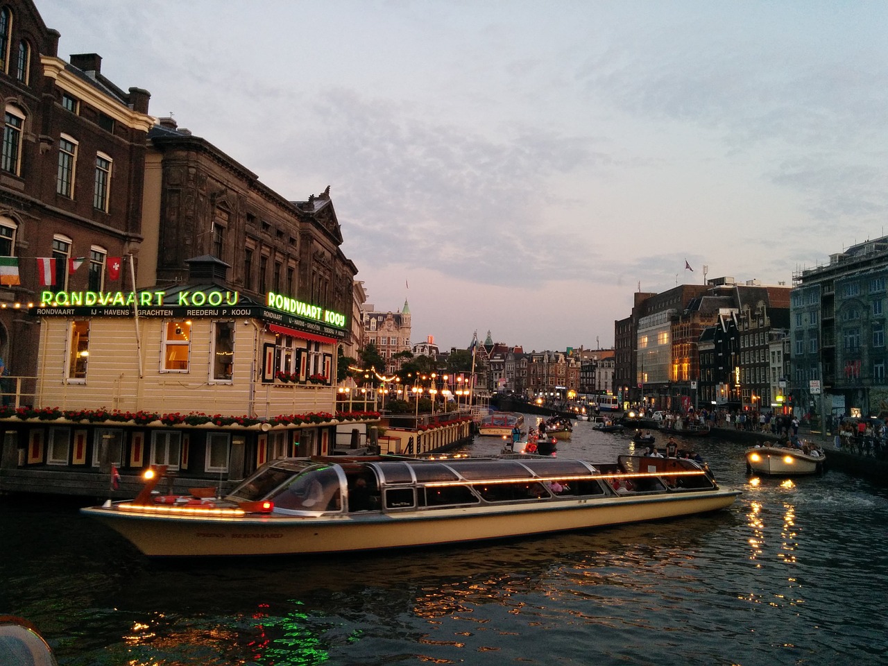 sunset boat tour amsterdam
