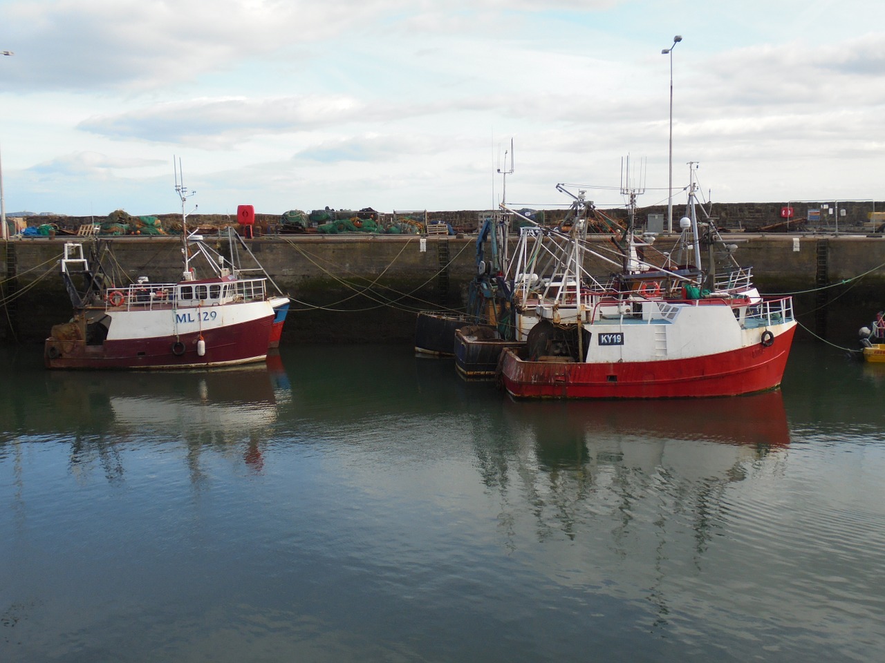 boat harbour water free photo