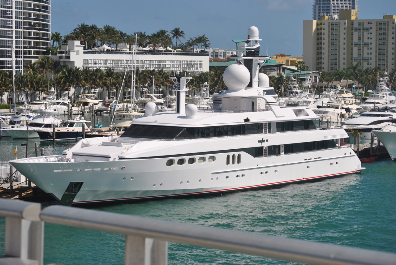 boat harbor boat - miami harbor 1 free photo