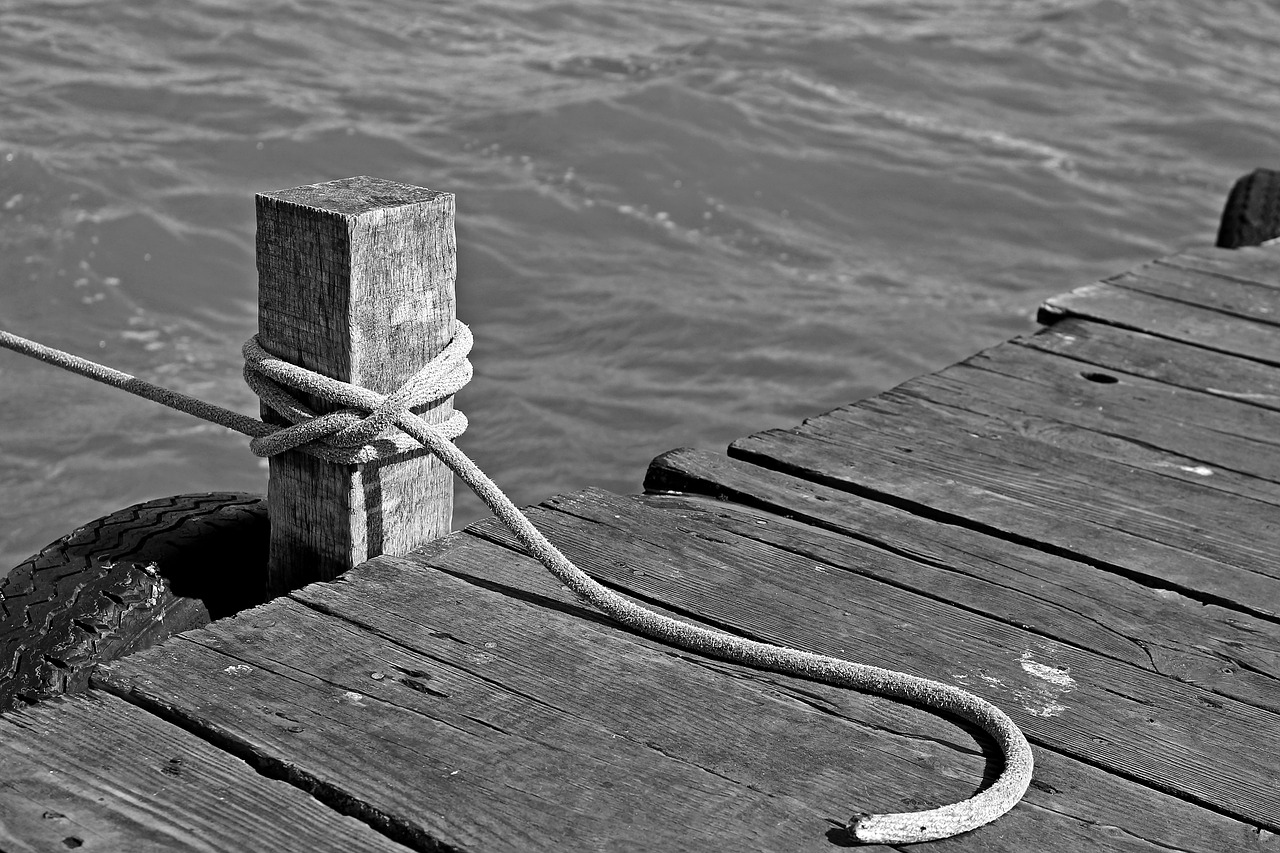 boat mooring pier web free photo