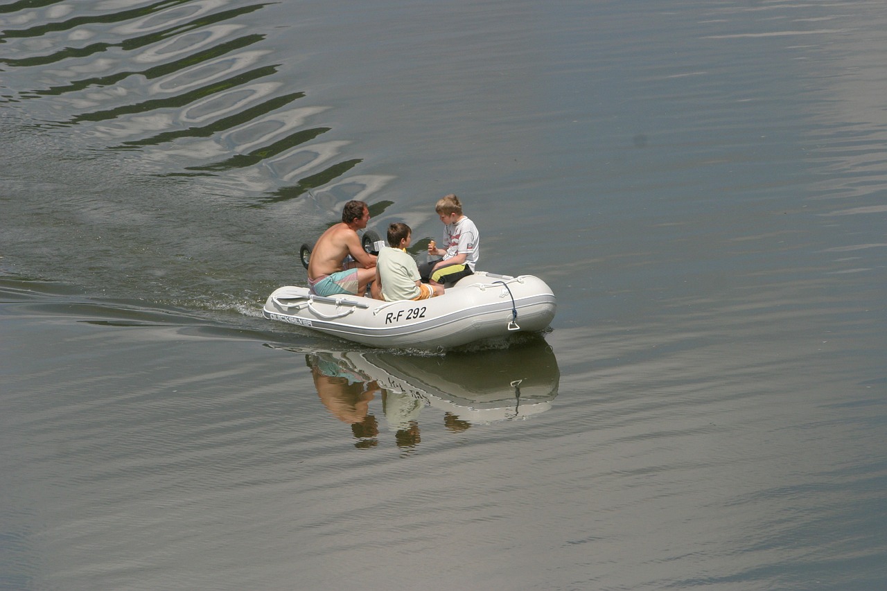 boat trip dinghy altmühl free photo