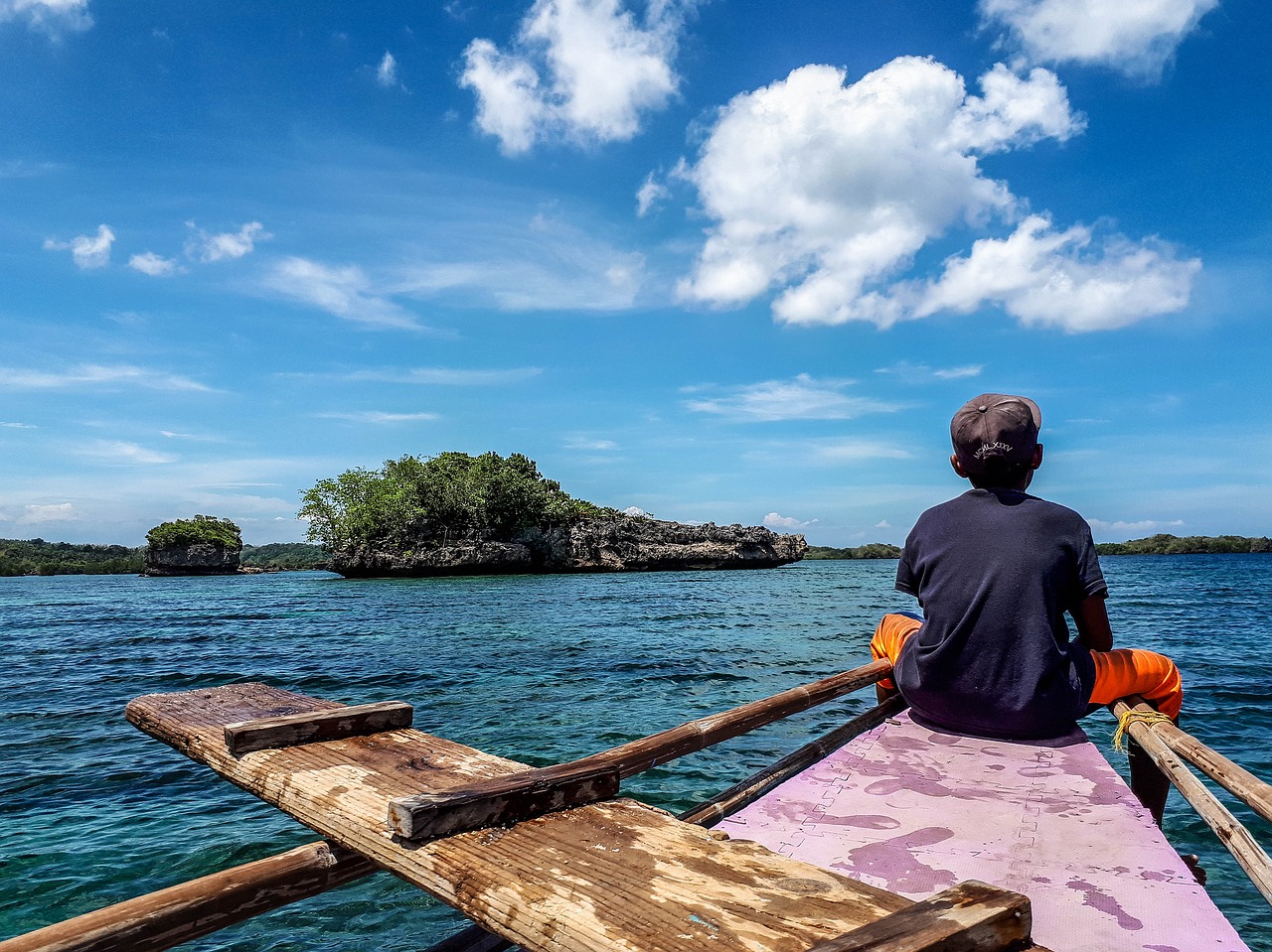 boatmen island guimaras free photo