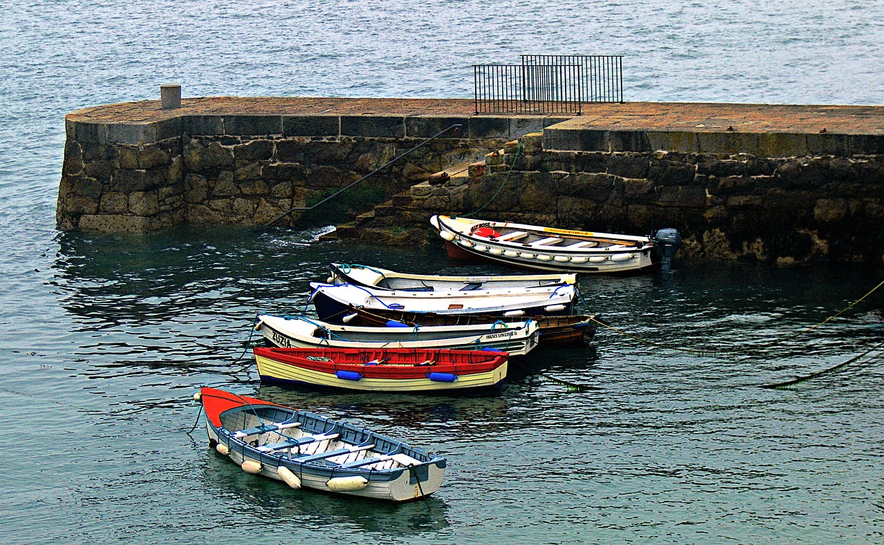 boats ireland sea free photo