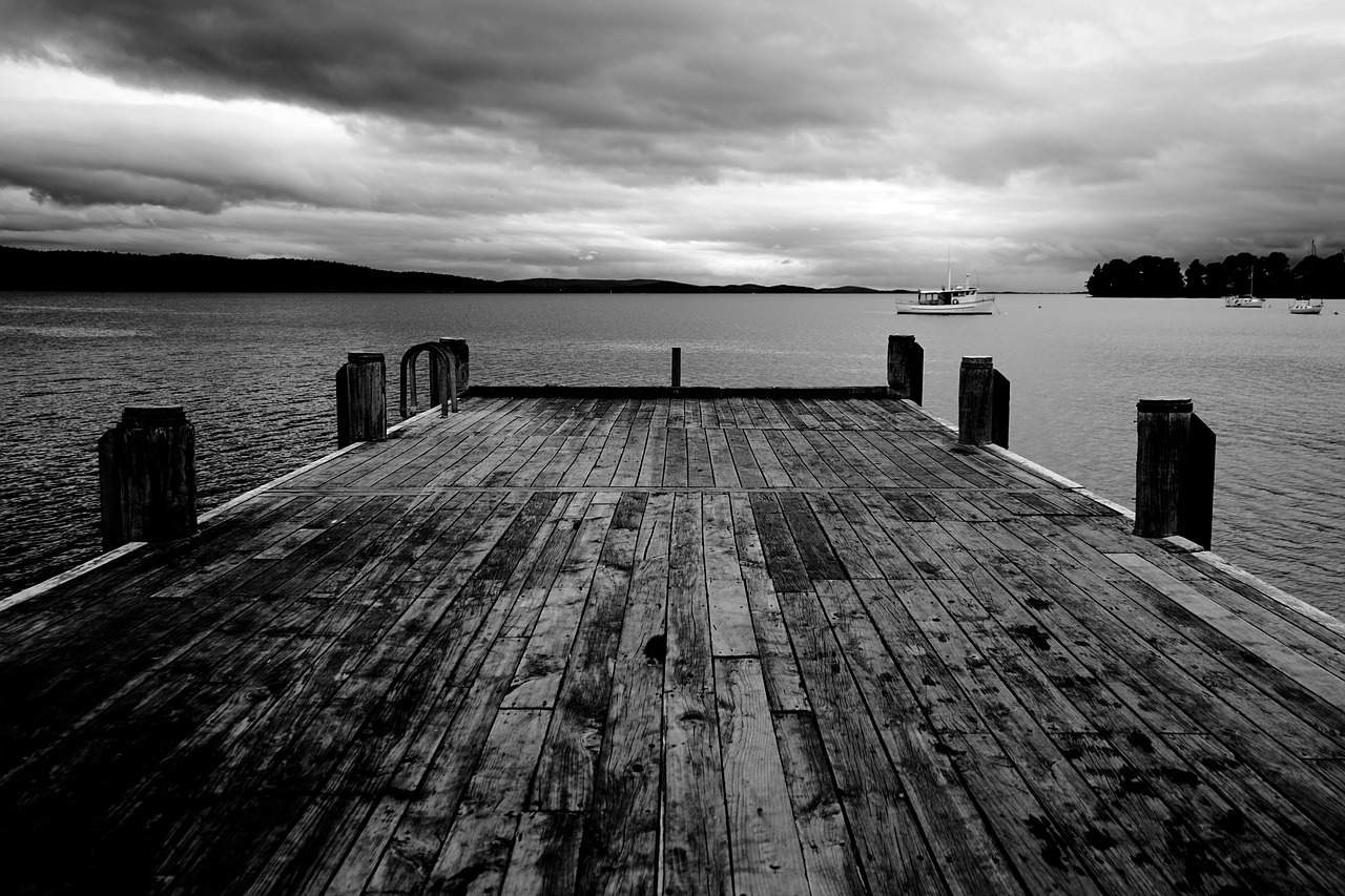 boats dock jetty free photo