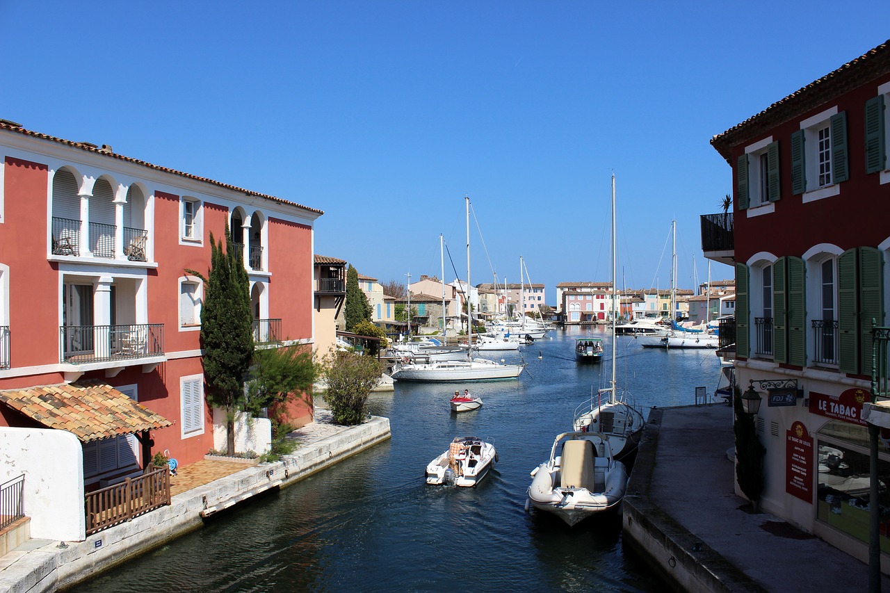 boats water homes free photo