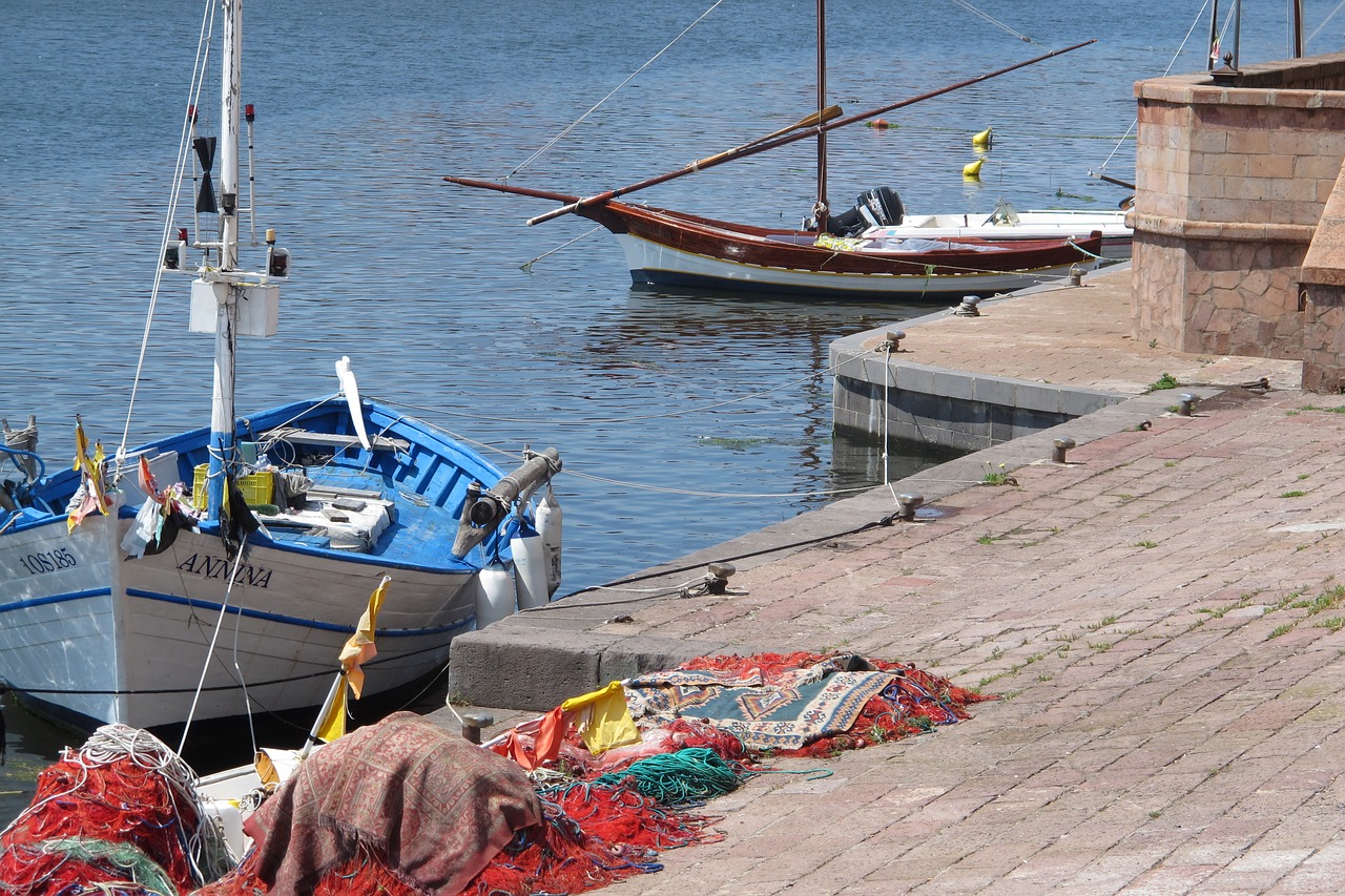 boats sea fishing free photo