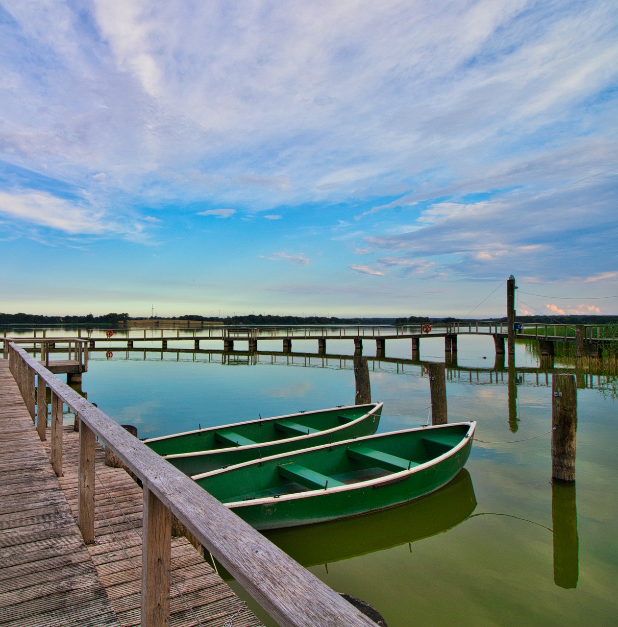 boats  lake  web free photo