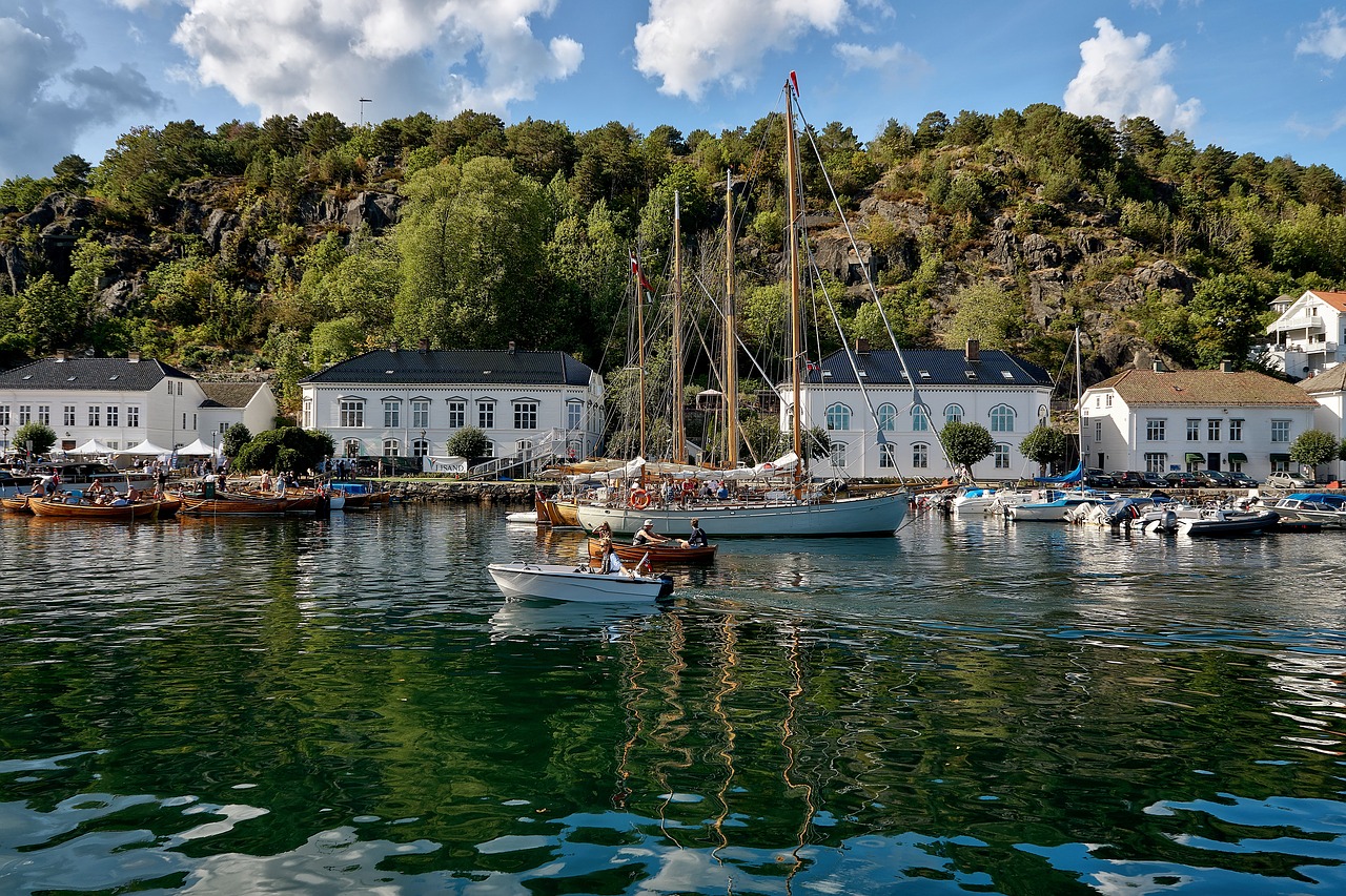 boats  port  water free photo