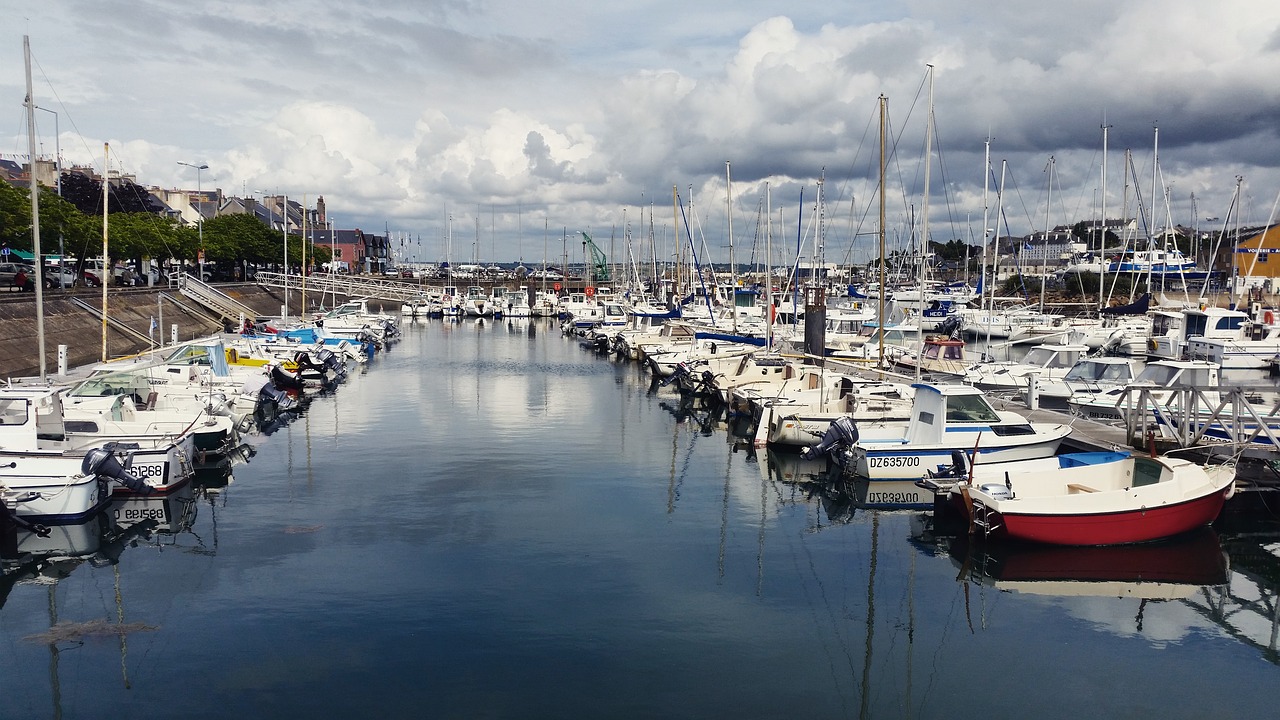 boats  sea  brittany free photo