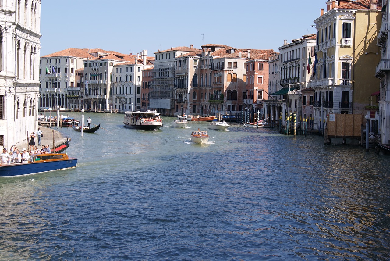 boats  water  landscape free photo