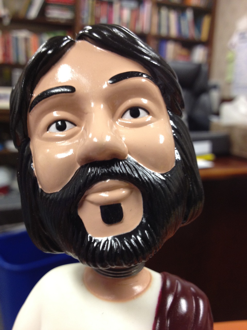 bobble head jesus religious free photo