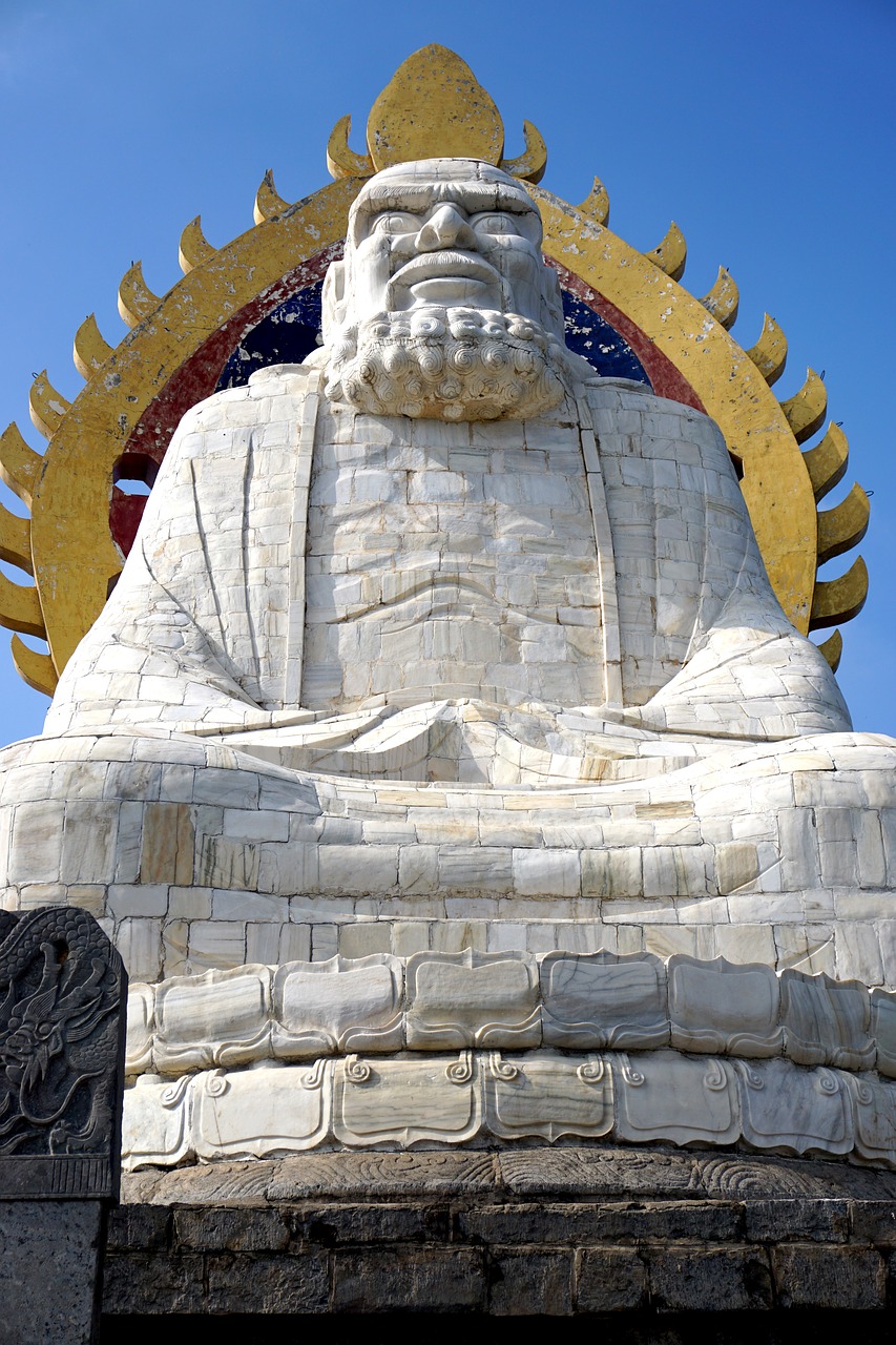 bodhi dharma statue song mountain buddhism free photo