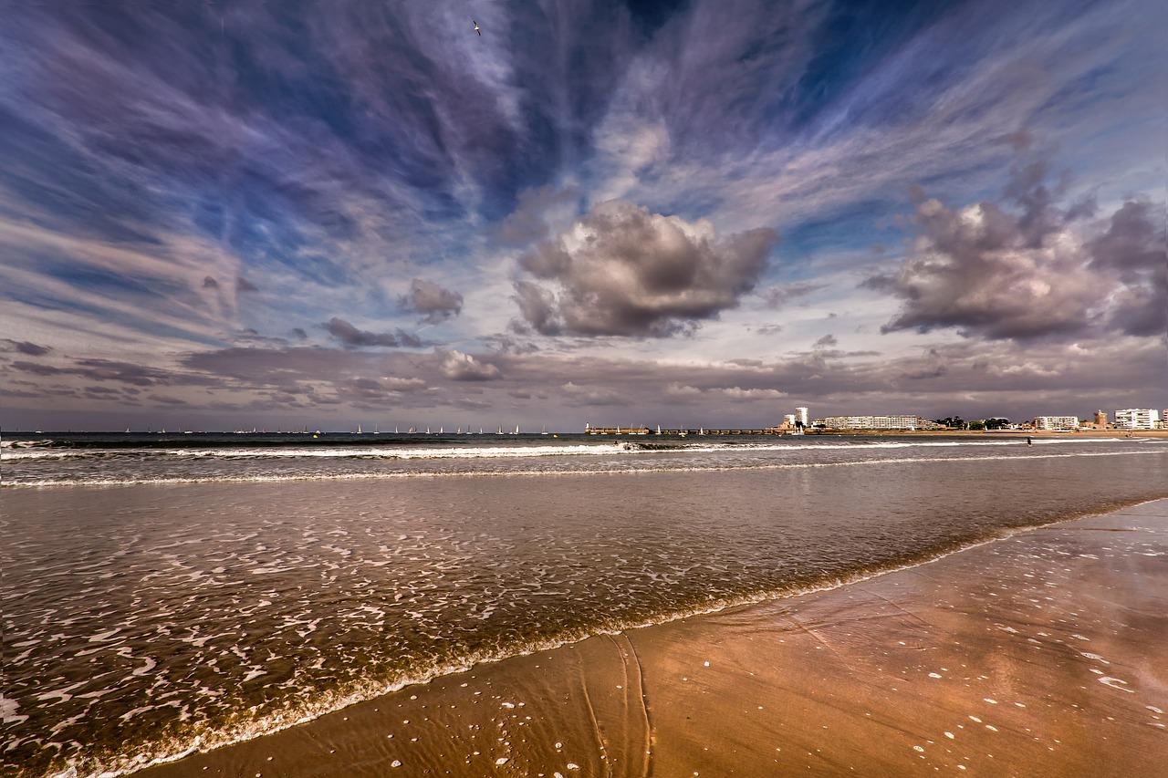 body of water nature sky free photo