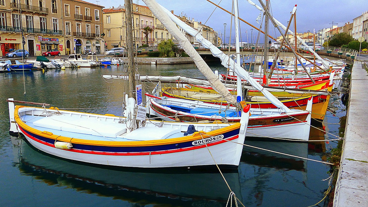 body of water boat travel free photo