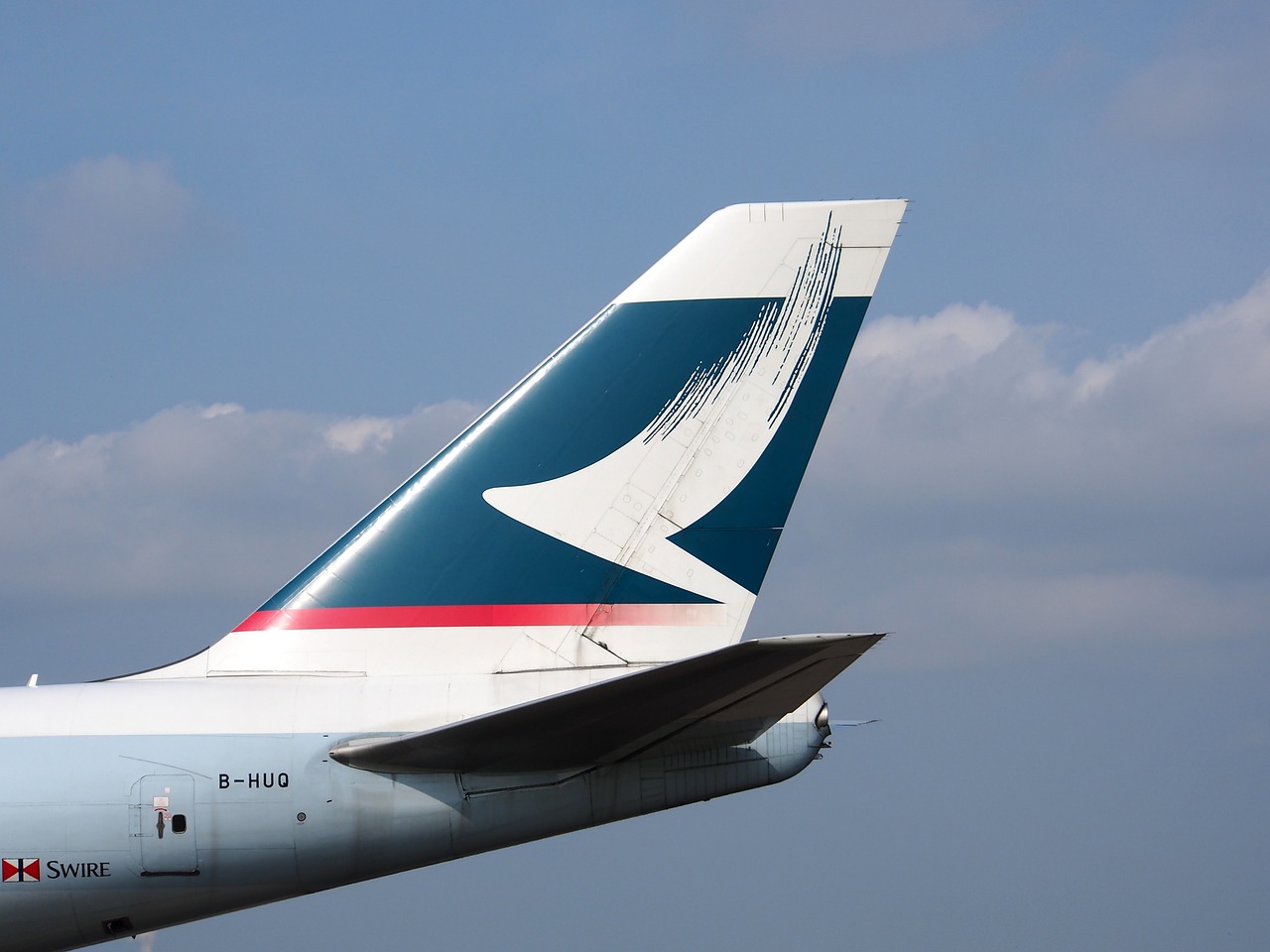 boeing 747 fin cathay pacific free photo