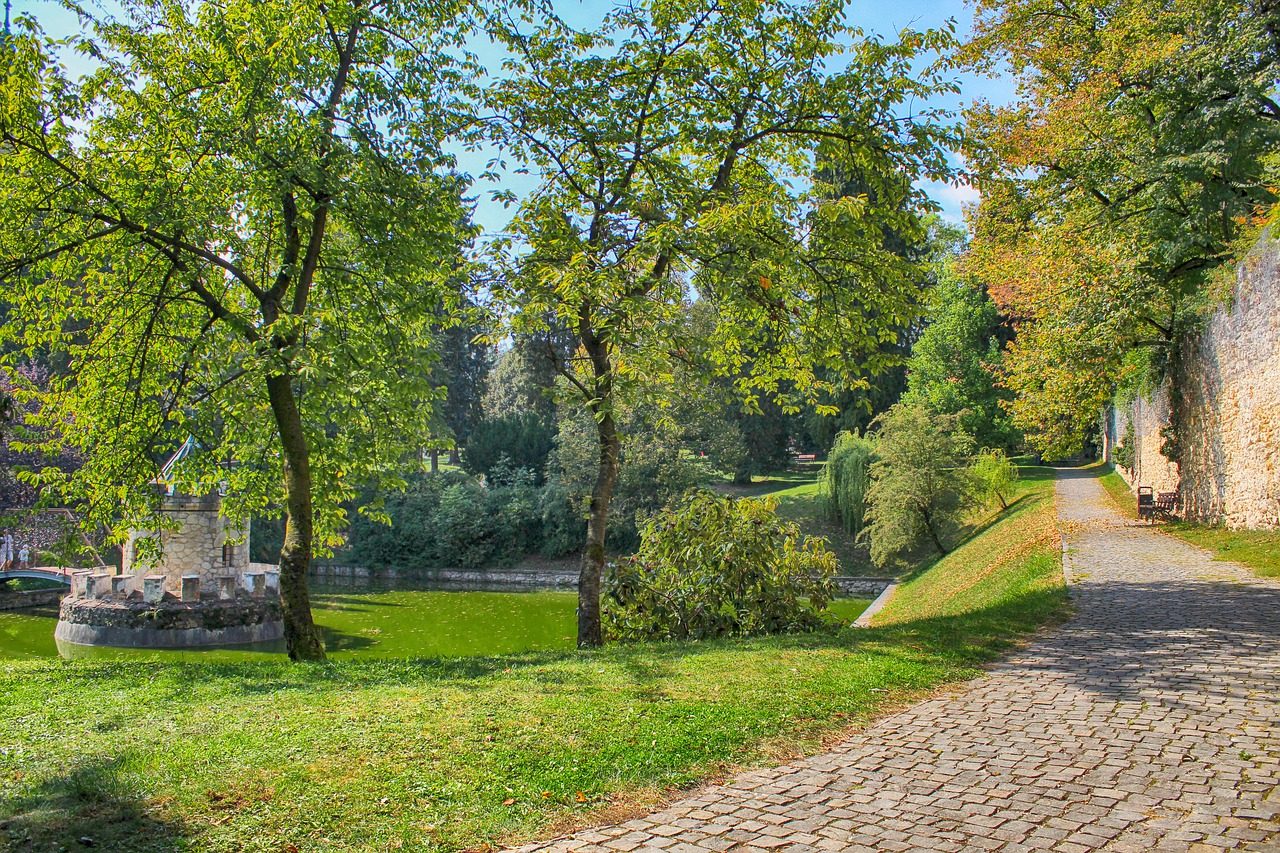 bojnice castle  slovakia  lock free photo