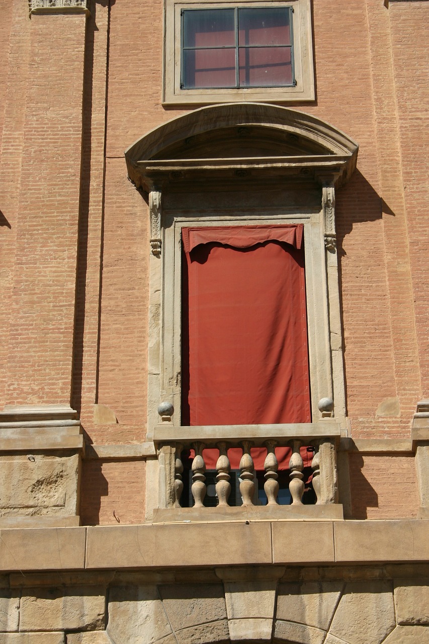 bologna italy window free photo