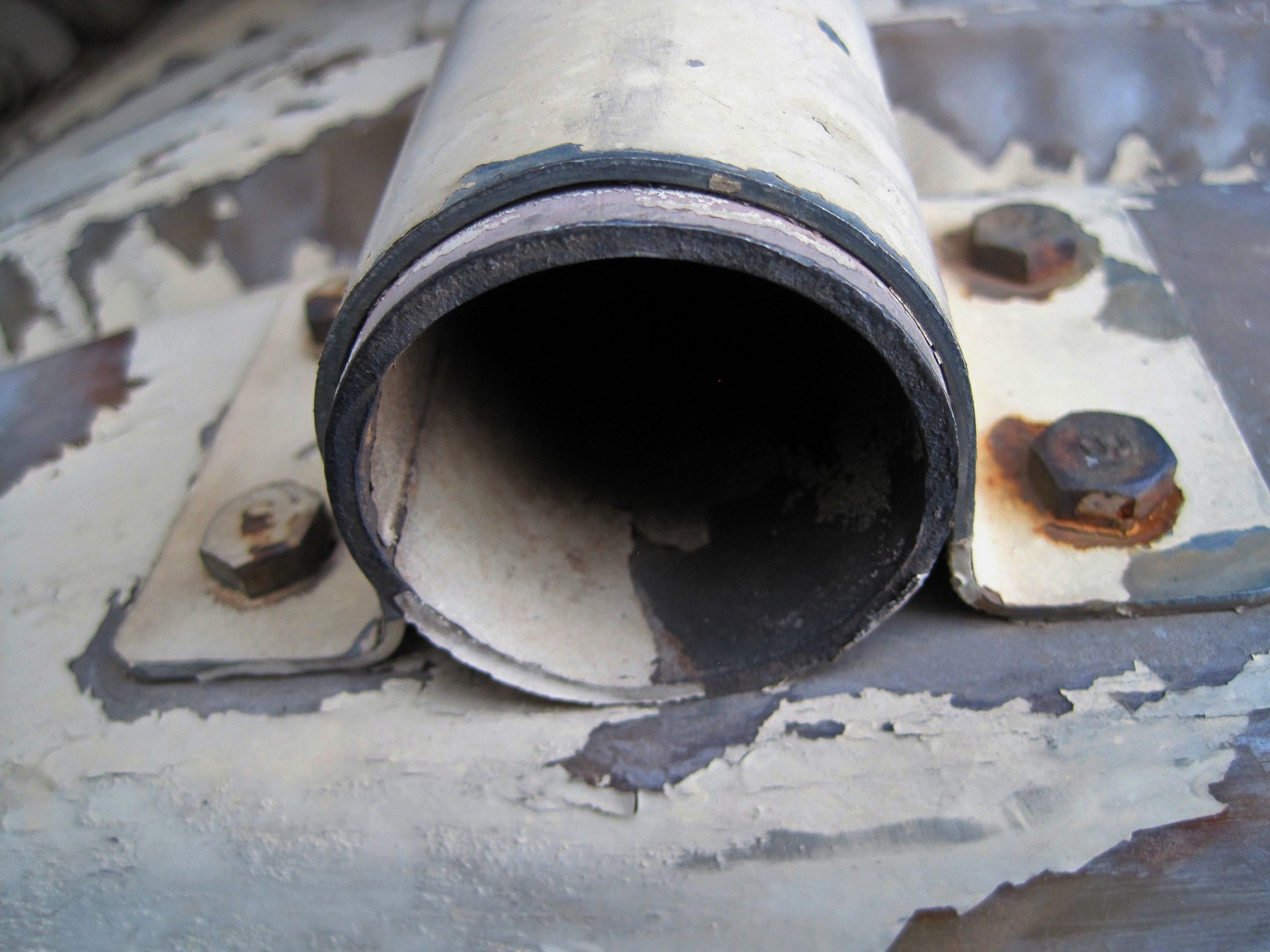 pipe metal bolted free photo