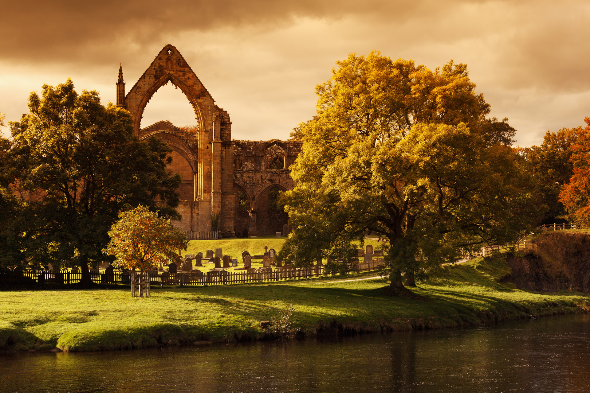 bolton abbey ancient architecture free photo