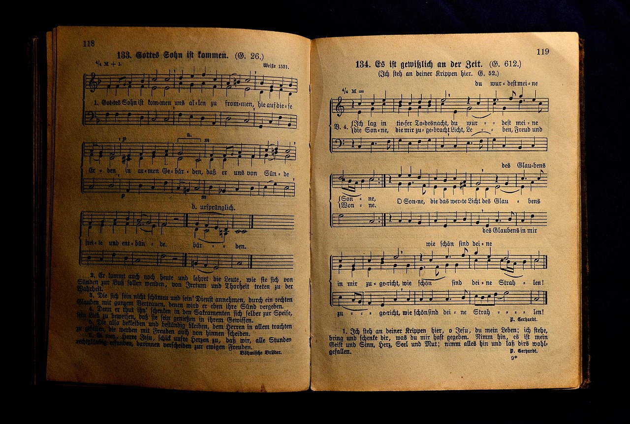 book antiquariat hymnal free photo