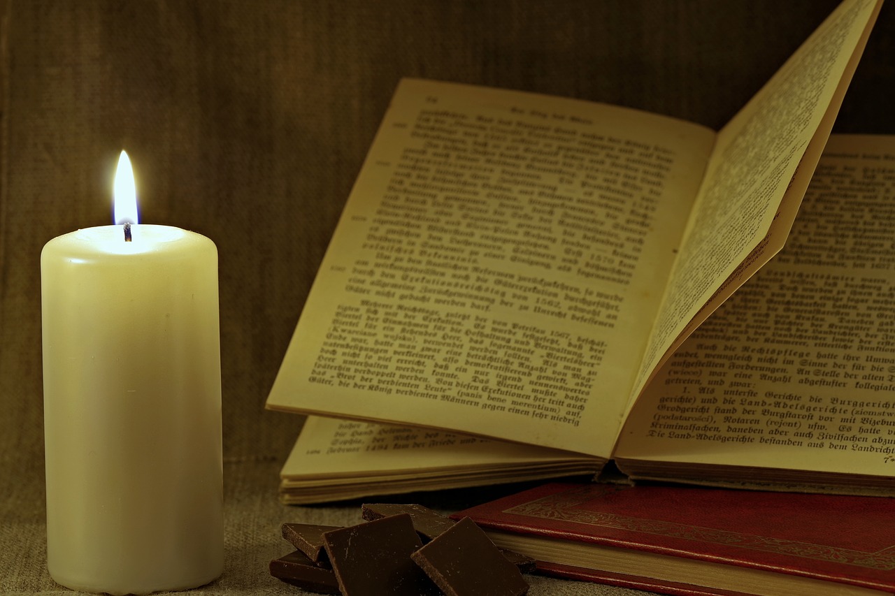 book candle read free photo