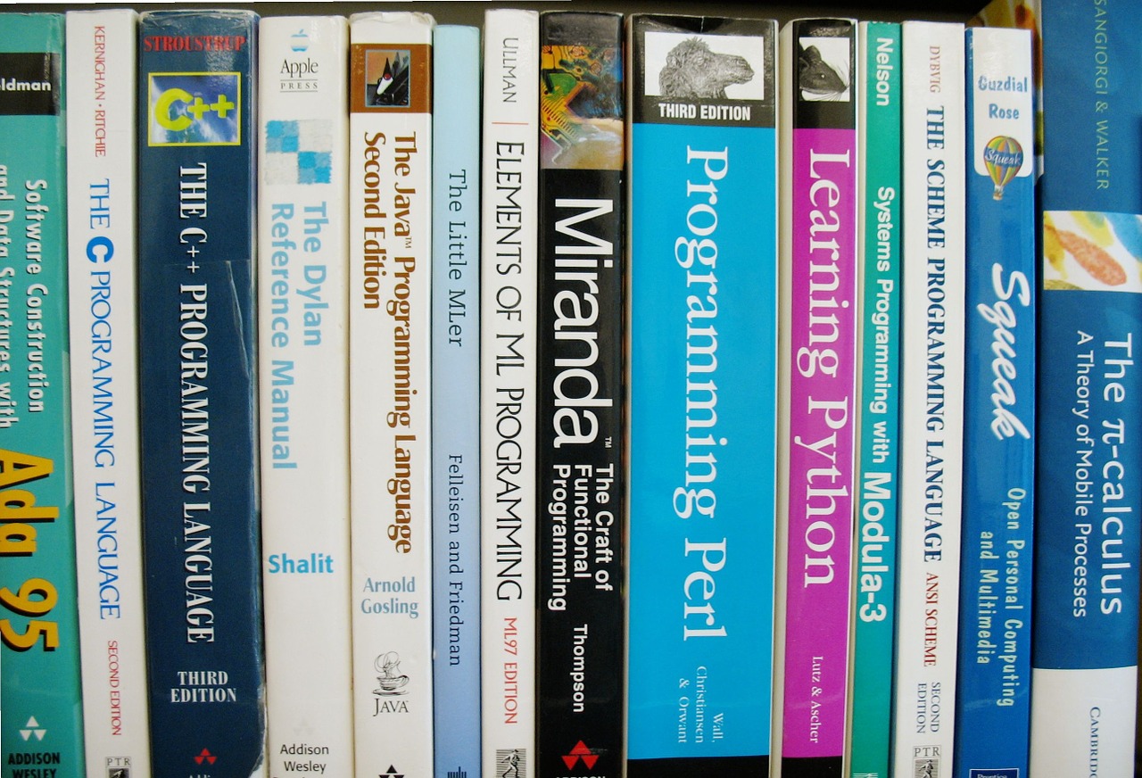 books bookshelf computer science free photo