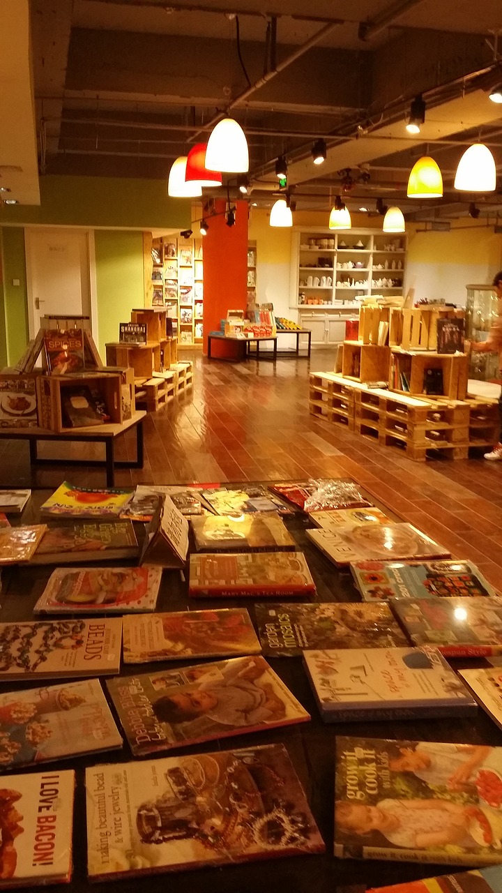 bookstore indoor warm free photo