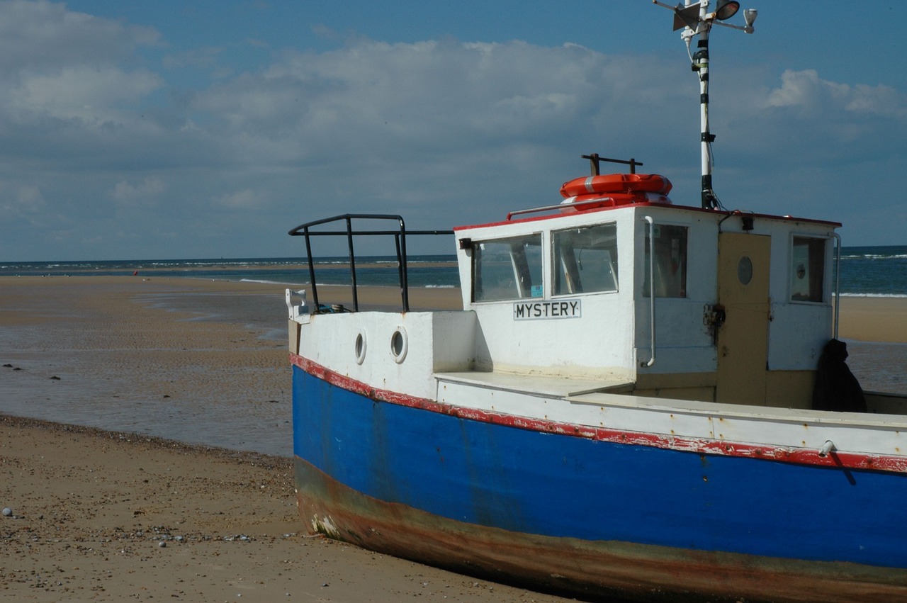 boot fishing boat sea free photo