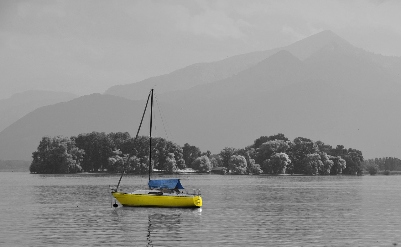 boot lake water free photo