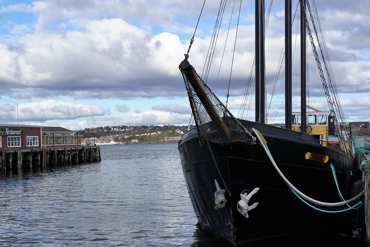 boot halifax canada free photo