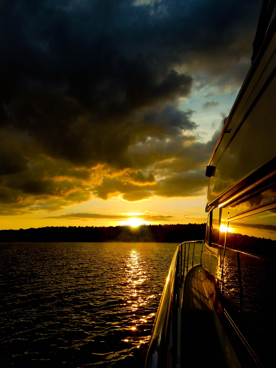 boot reeling boat trip free photo