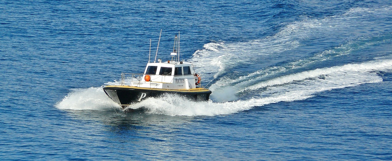 boot ship powerboat free photo