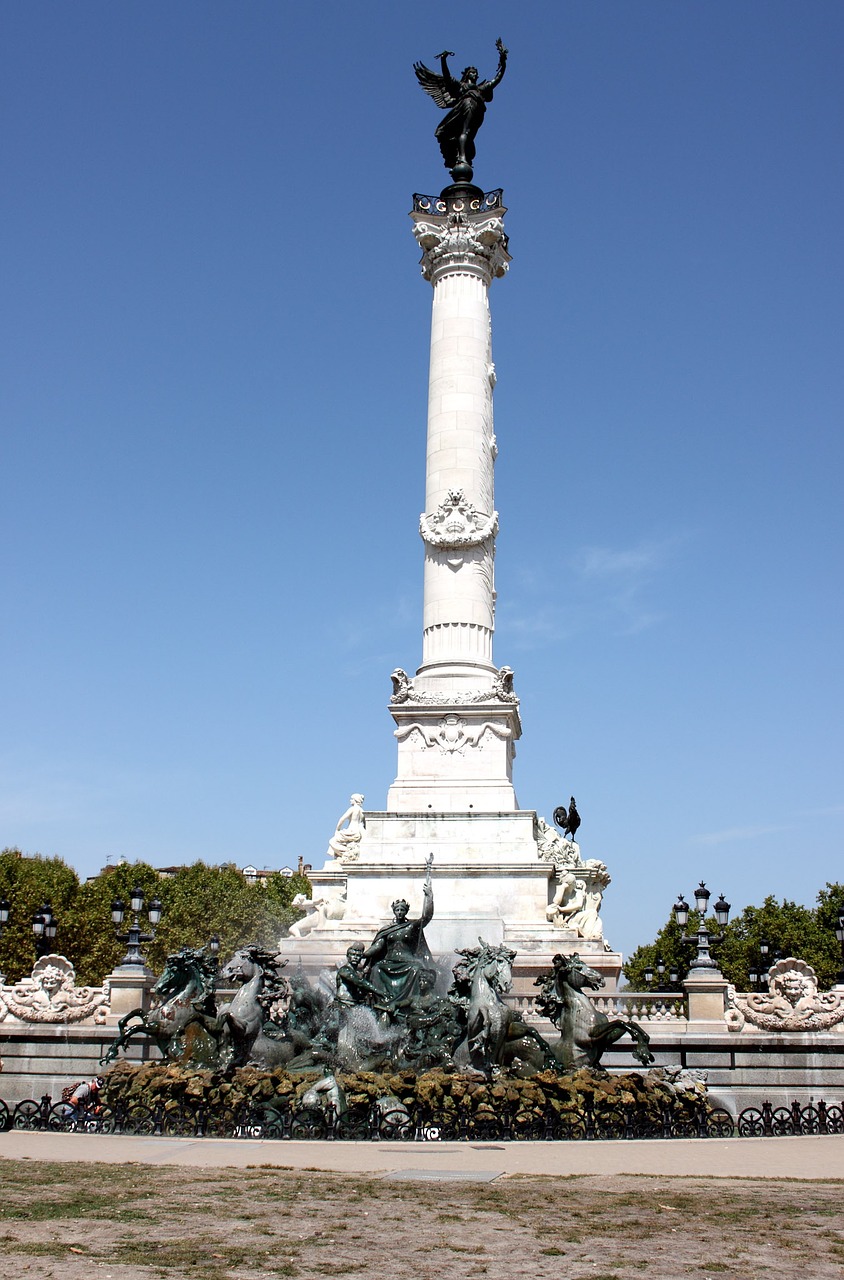 bordeaux france statue free photo