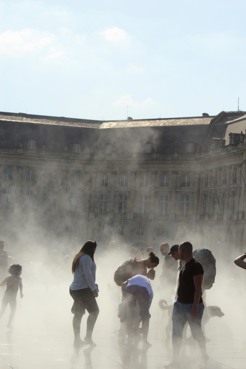 bordeaux  city  couple free photo