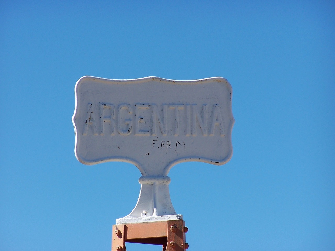 border shield argentina free photo