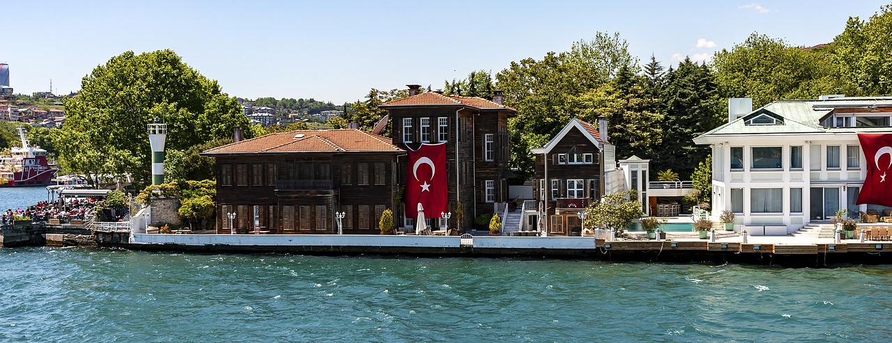 bosphorus  istanbul  marmara free photo