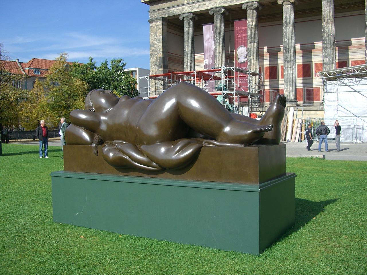 botero in berlin bronze sculpture pleasure garden free photo